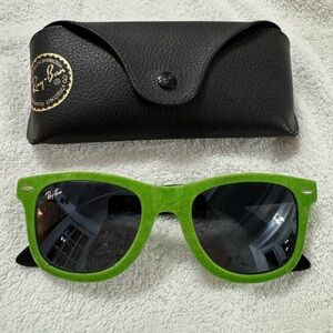 Ray-Ban Vibrant Green Sunglasses with Black Case